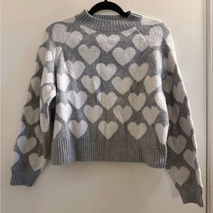 Women’s Old Navy Heart So Soft Sweater Gray & White XS